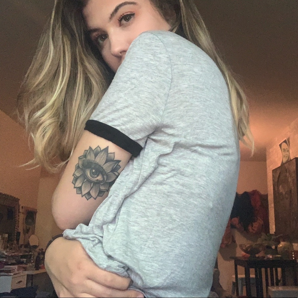 Super soft grey t shirt
